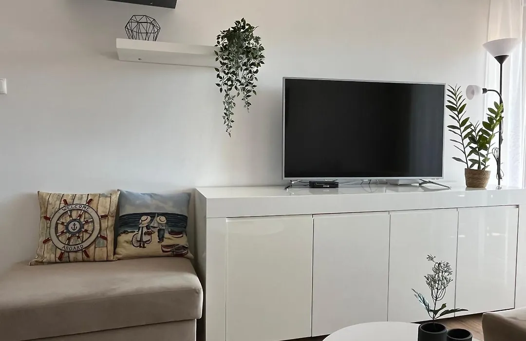 Polanki Park Apartament FALA -kryty basen, sauna, jacuzzi, siłownia i miejsce postojowe w cenie-1